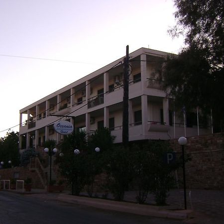 קרפס Oceania Hotel מראה חיצוני תמונה