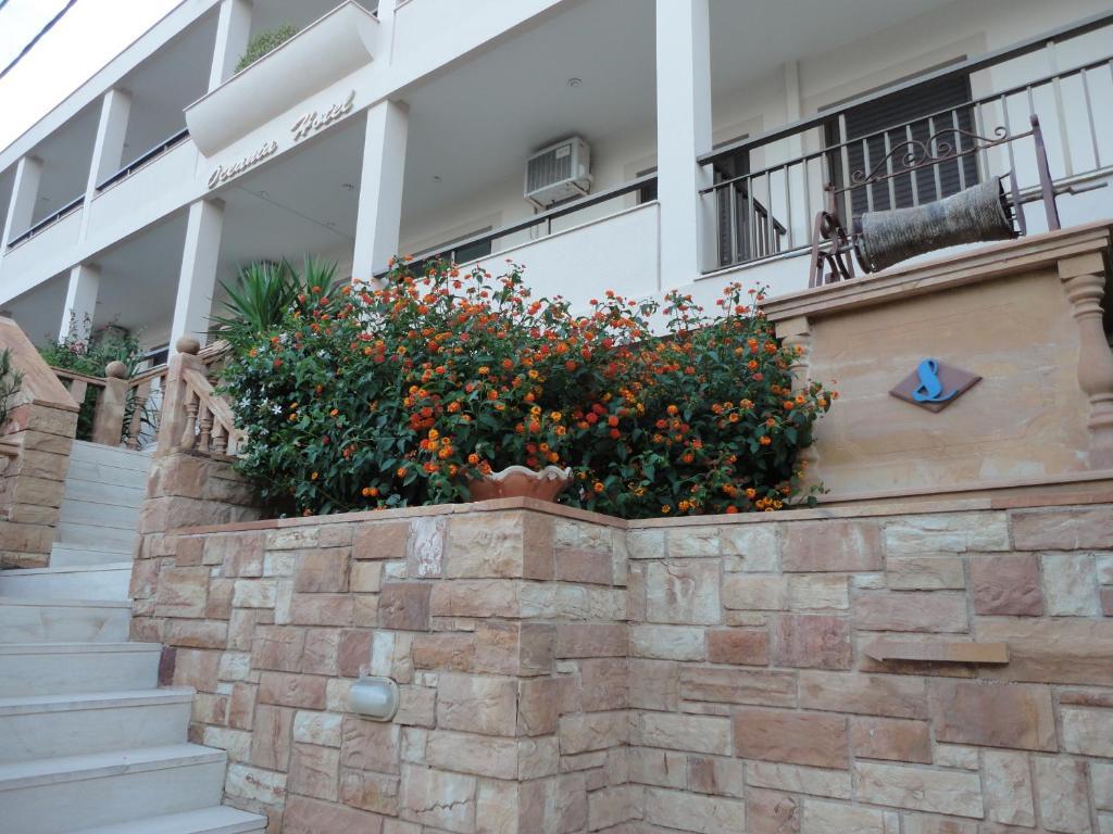 קרפס Oceania Hotel מראה חיצוני תמונה